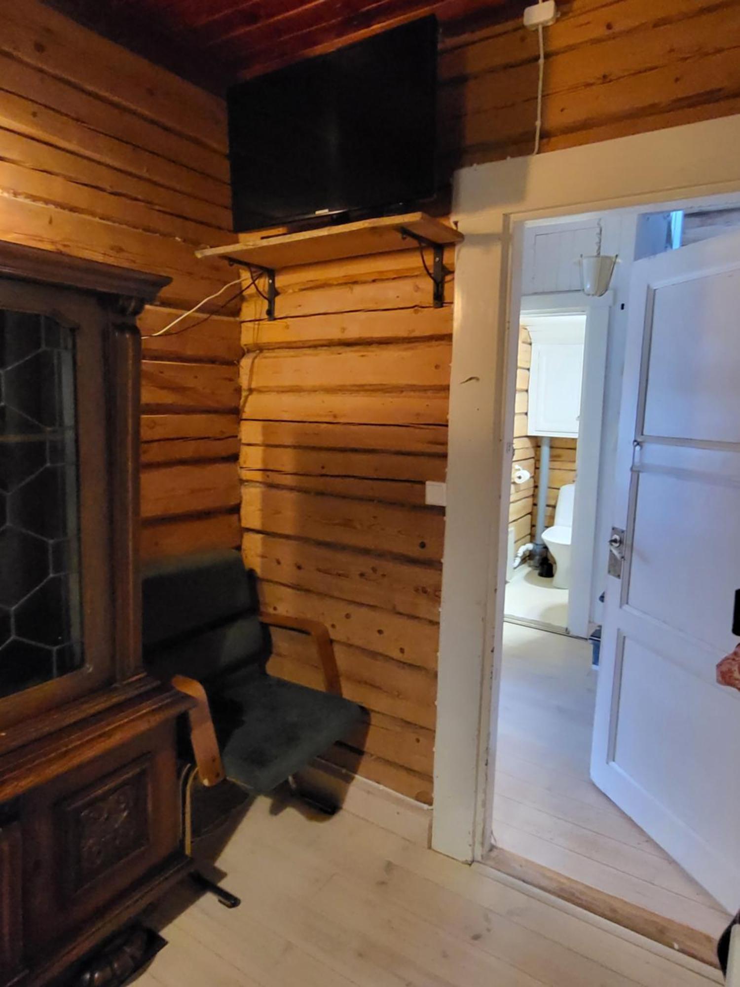 120 Yrs. Old Log House In Kuopio City Centre 外观 照片